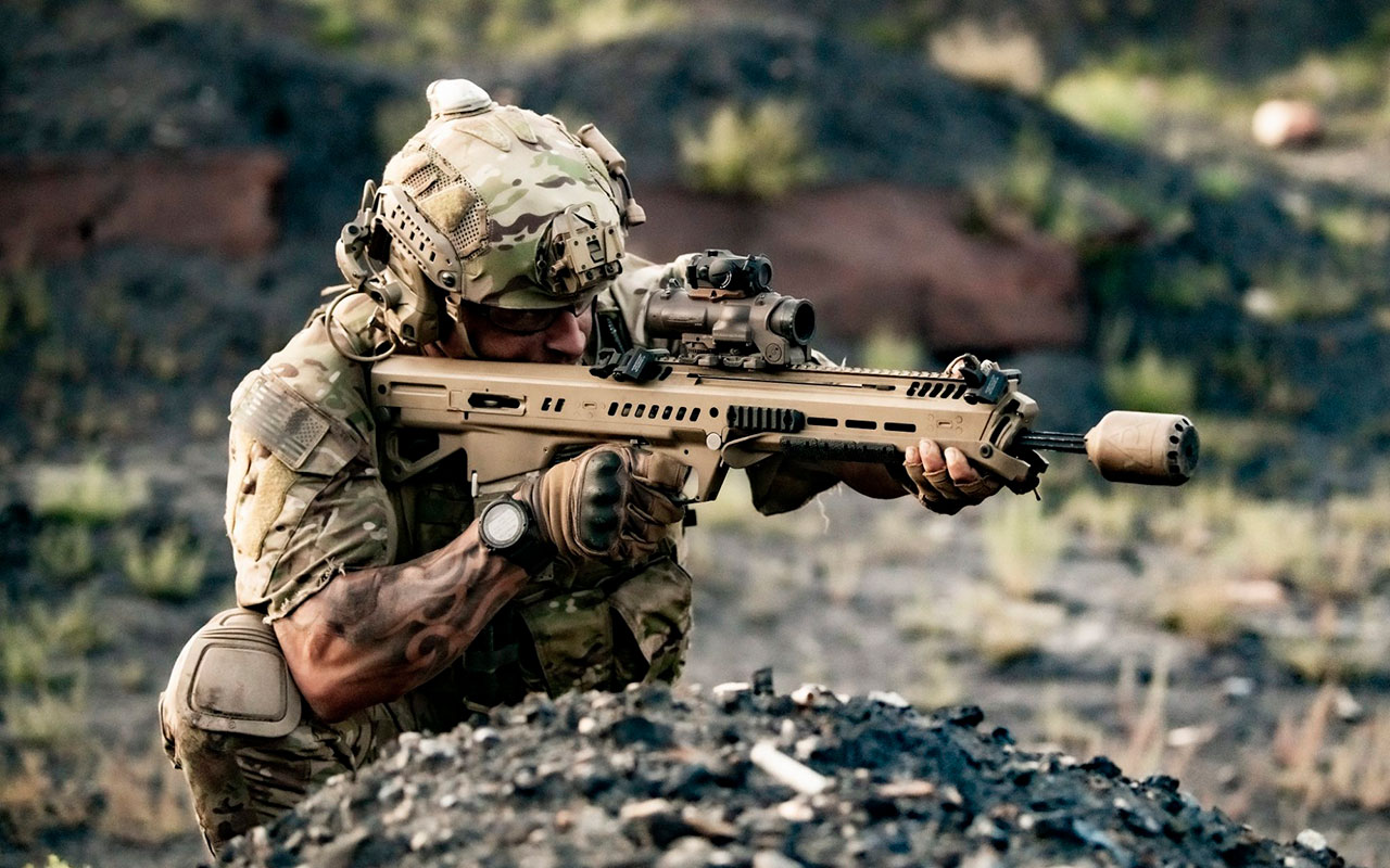 Americká armáda sa chystá nahradiť M4 a SAW